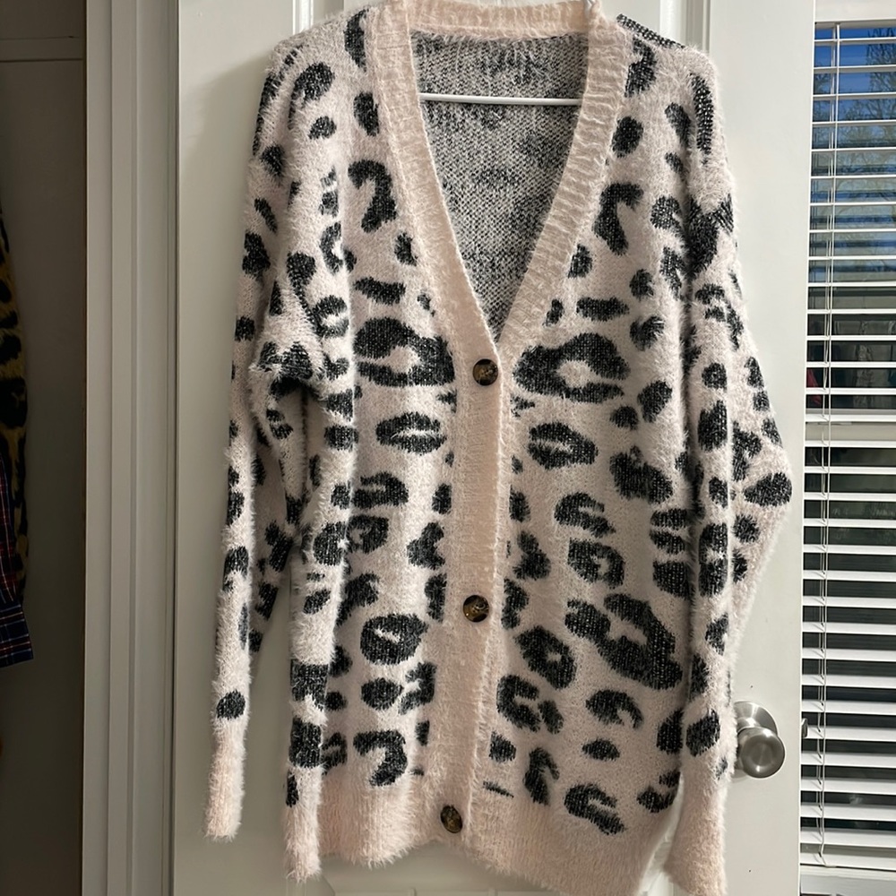 Sweater cardigan